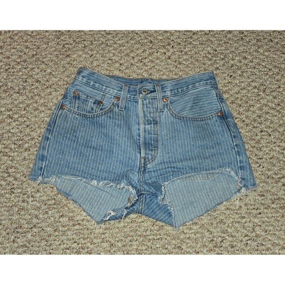 Levi's 501 Denim Shorts Women's Size 26 Blue Striped High Waisted Cut Off - Picture 7 of 7